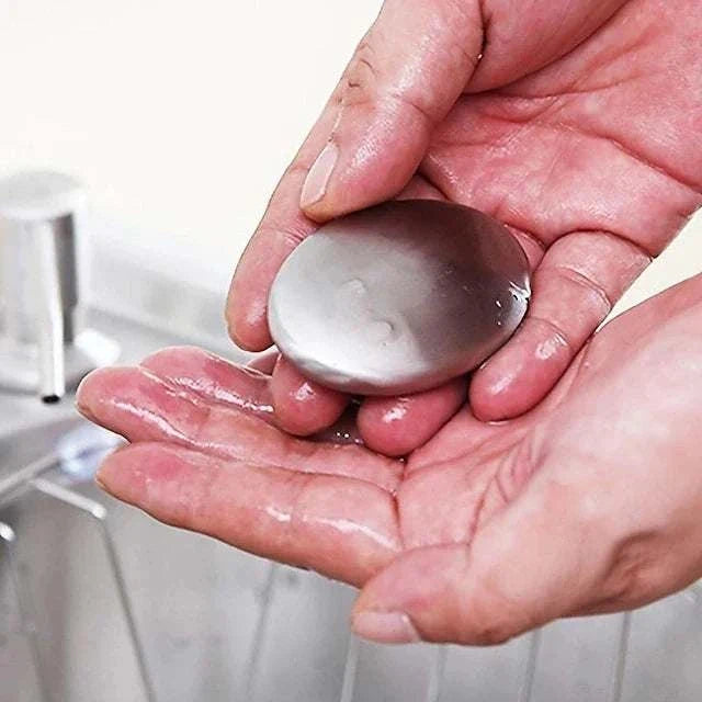 Odour removing steel soap eliminating cooking smells in kitchen
